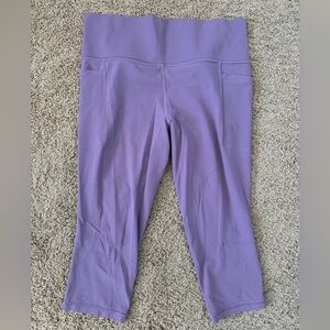 Athleta Like New Salutation Stash Pocket Tight - capri length